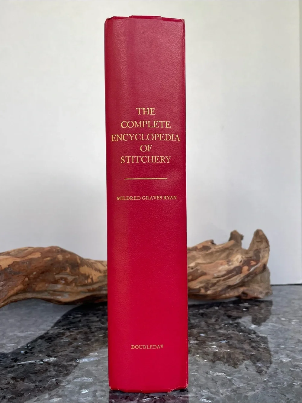 The Complete Encyclopedia Of Stitchery By Mildred Grave Ryan, Hard Cover Book